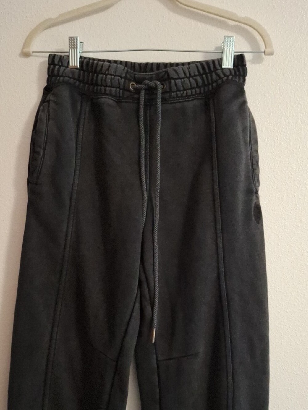 Free People Movement Sprint To The Finish Line Jogger Pants Drawstring Waist XS - Picture 3 of 9